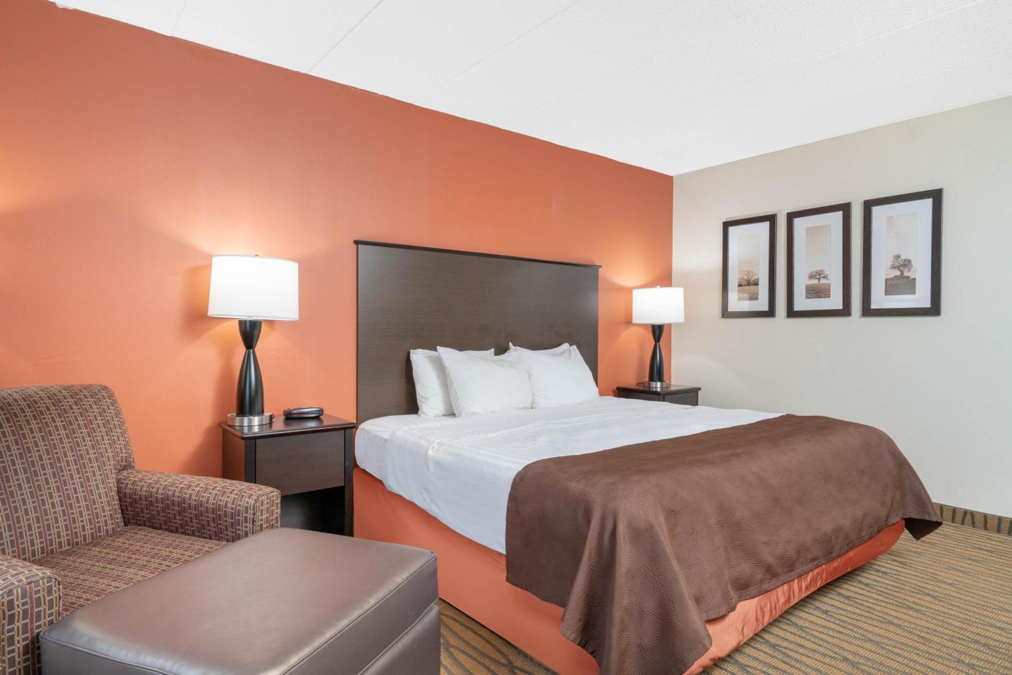 Aspen Hotel Rogers Formerly Americ Inn 외부 사진