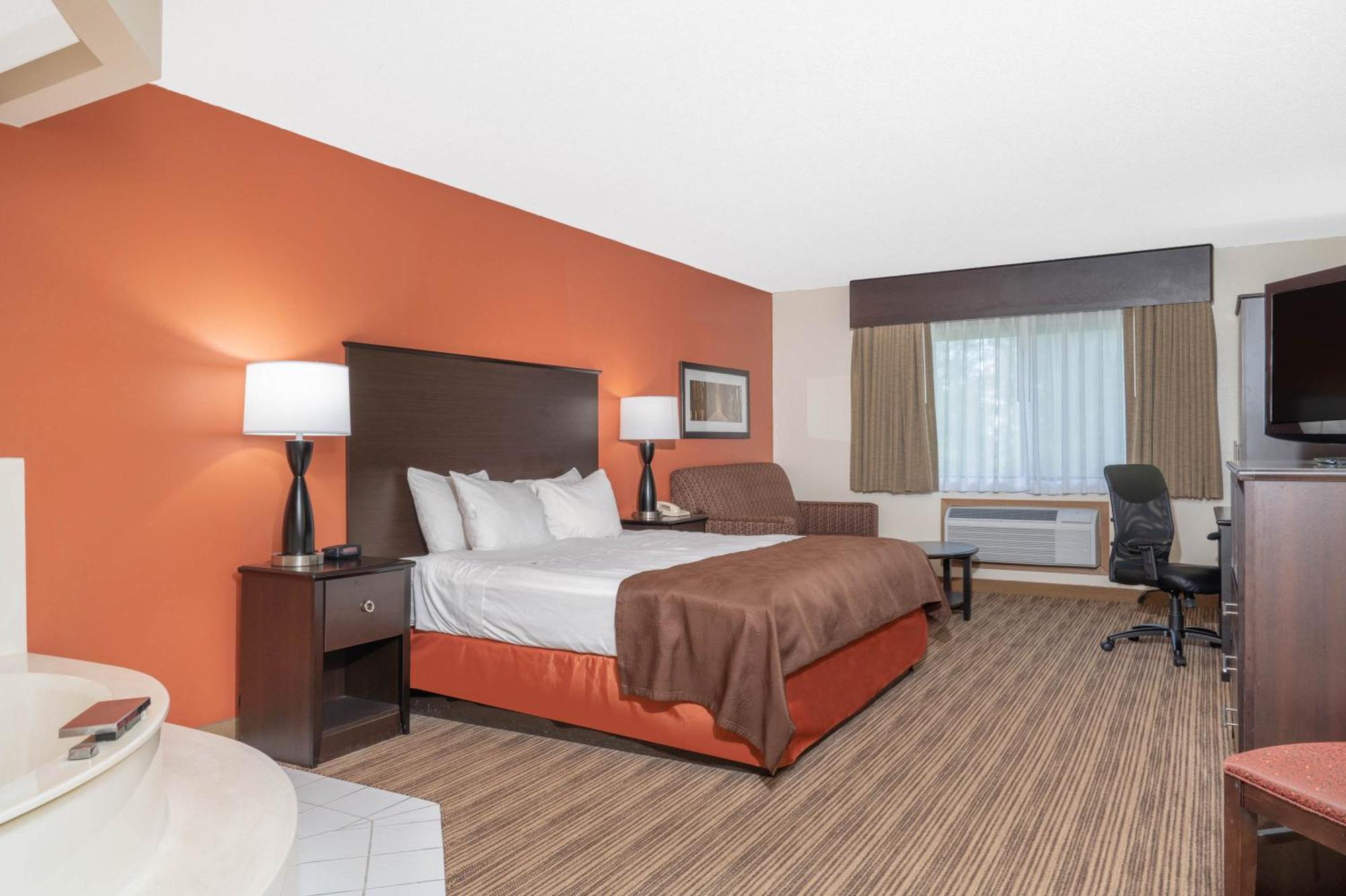Aspen Hotel Rogers Formerly Americ Inn 외부 사진